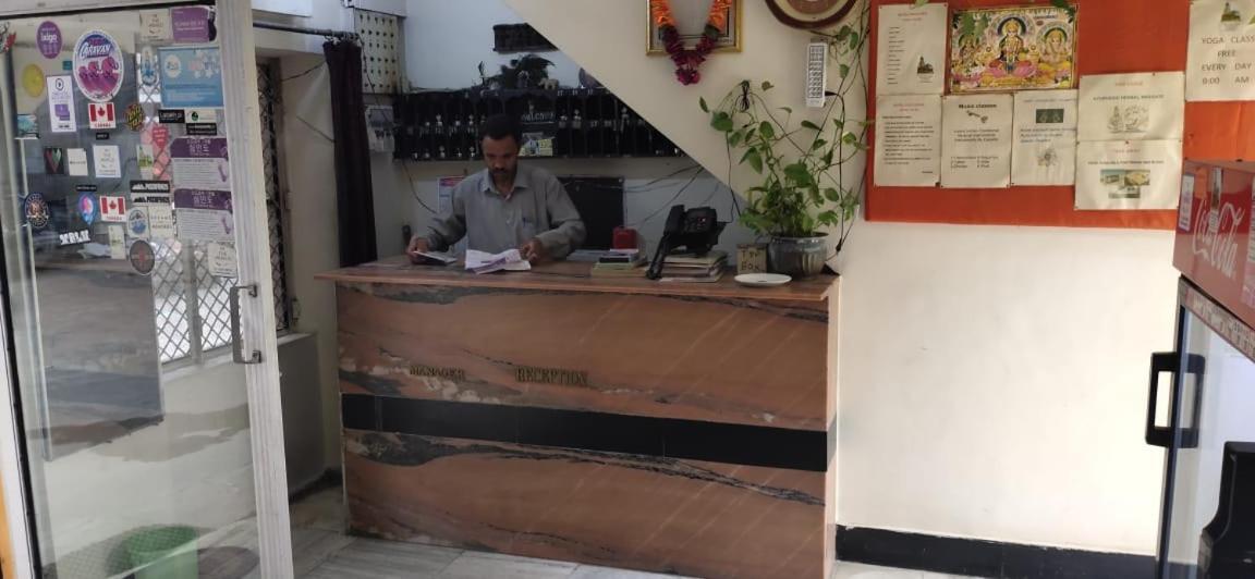Hotel Yogi Lodge Khajuraho Luaran gambar